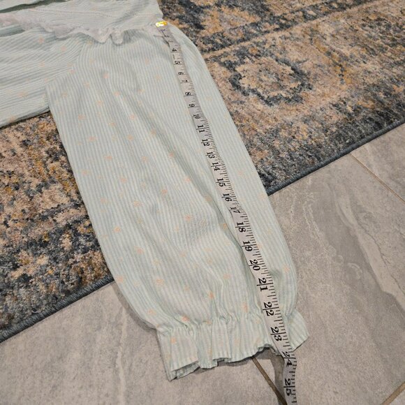 Vintage 80's Ruffles and Lace Lounge Housecoat - Picture 11 of 12